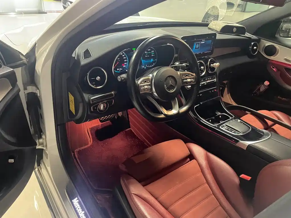 Mercedes-Benz C-Class — миниатюра 5