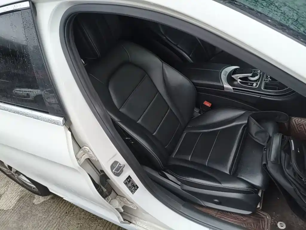 Mercedes-Benz C-Class — миниатюра 25