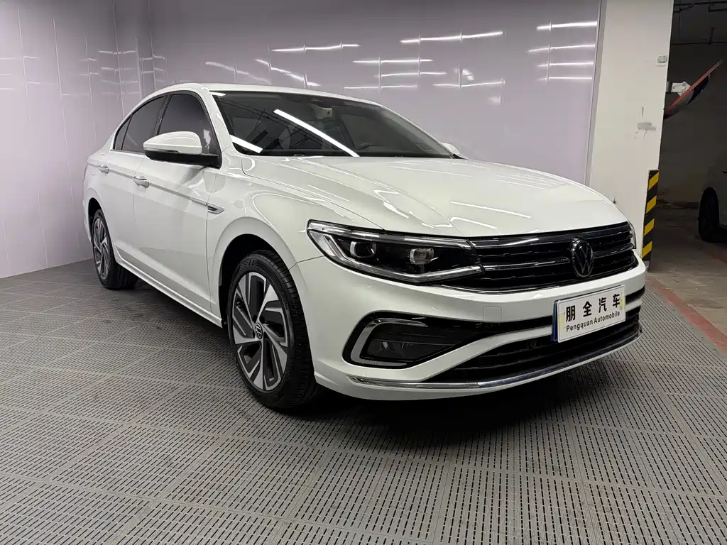 Volkswagen Bora — миниатюра 3