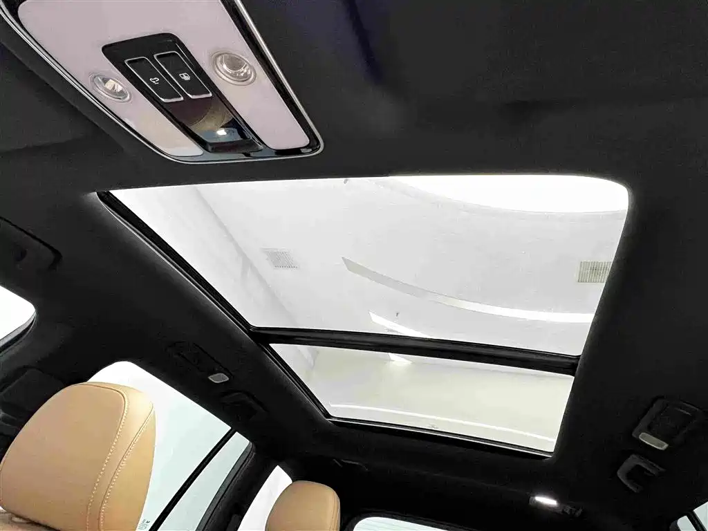 Li Auto Li ONE — миниатюра 11