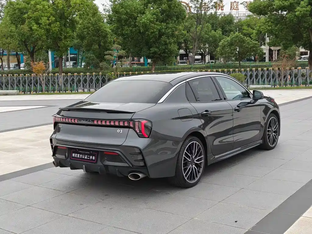Lynk & Co 03 — миниатюра 7