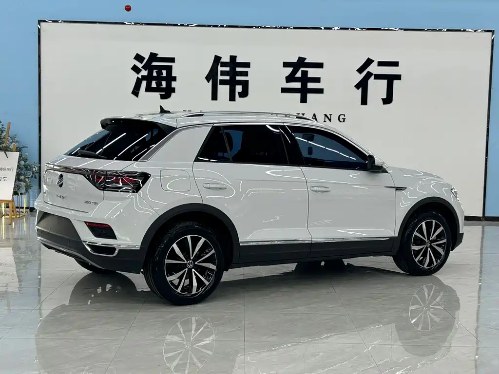 Volkswagen T-Roc 2023 280TSI DSG