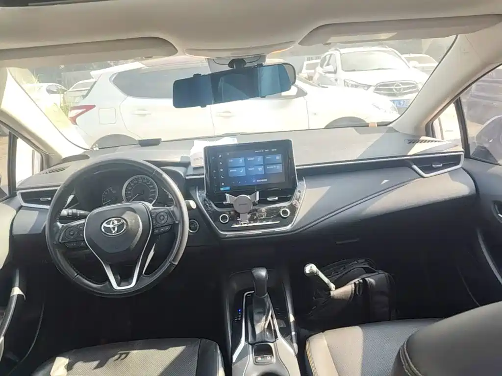 Toyota Corolla — миниатюра 10