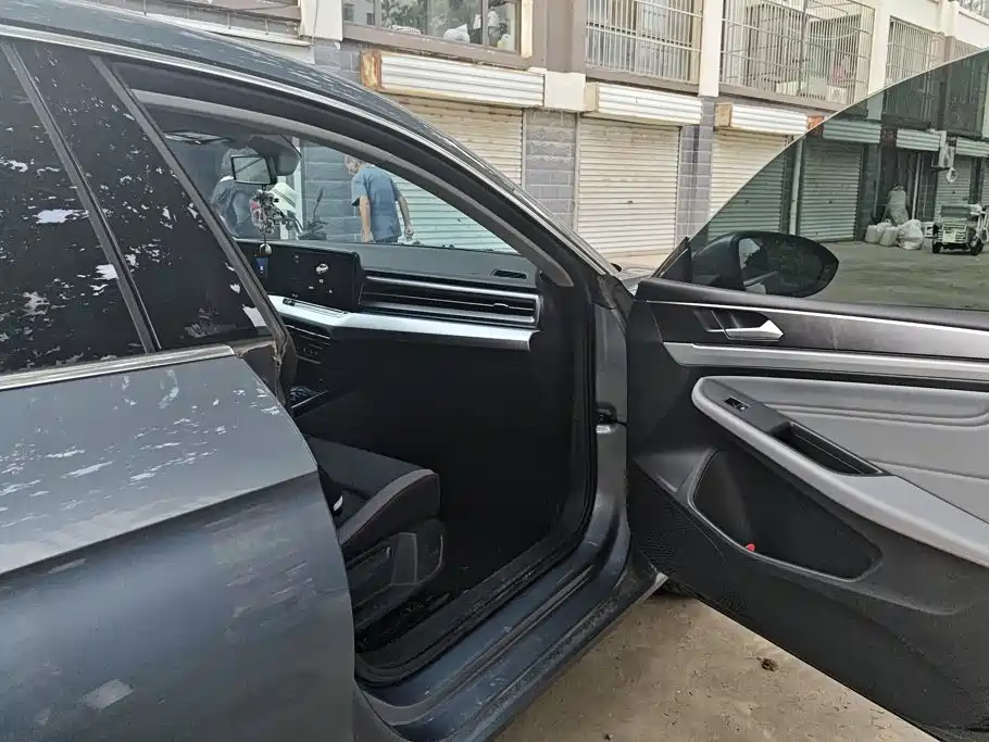Volkswagen Lamando — миниатюра 8