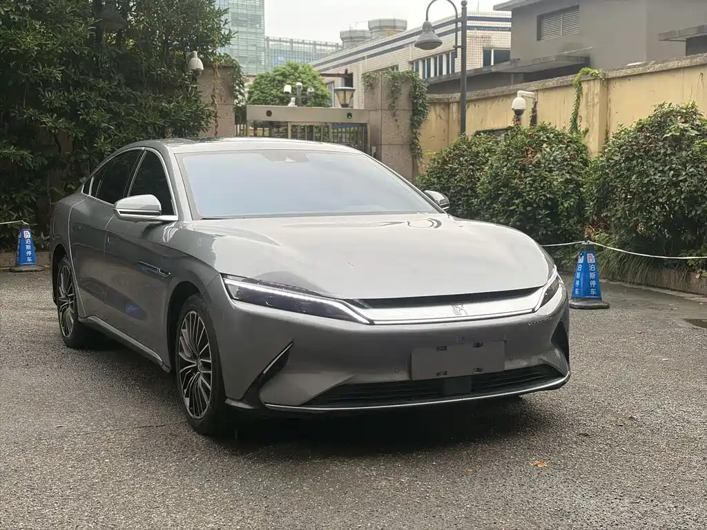 BYD Han — миниатюра 3
