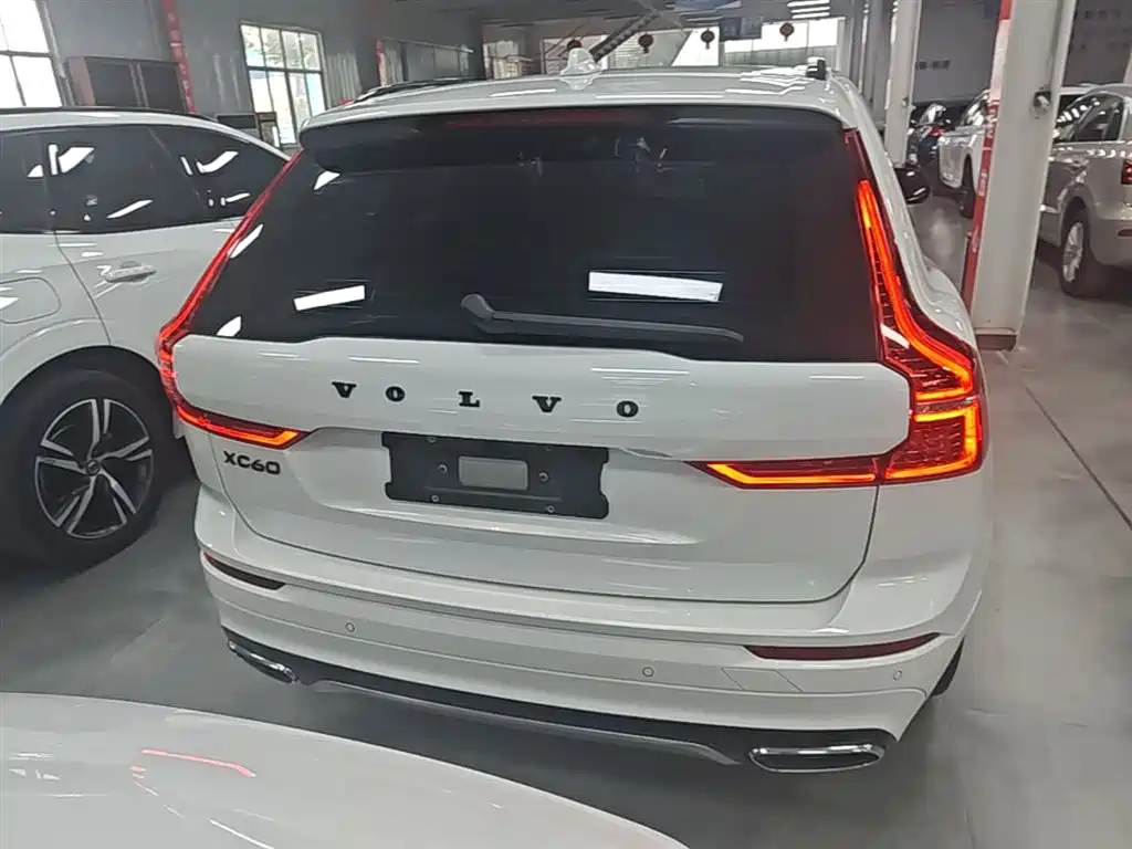 Volvo XC60 2021 T5 Sport