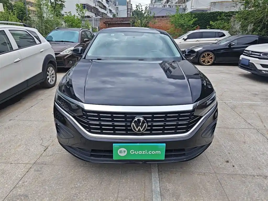 Volkswagen Passat 2025 280TSI