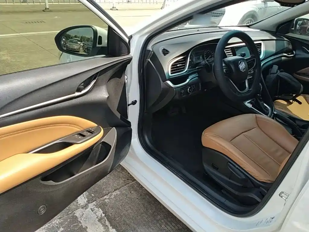 Buick Excelle — миниатюра 16
