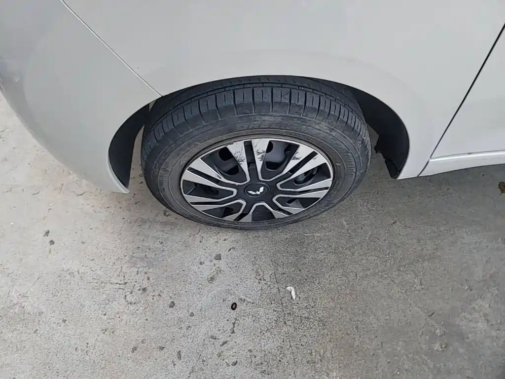 Wuling MINIEV — миниатюра 23