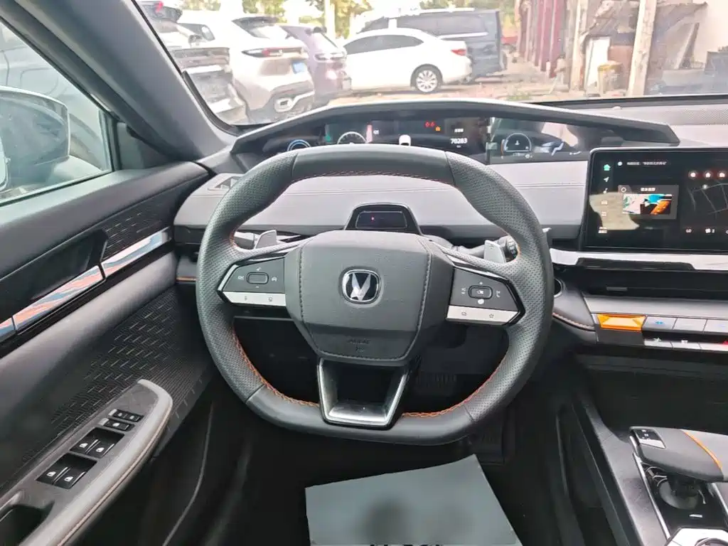 Changan UNI-V — миниатюра 11