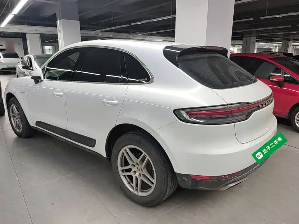 Porsche Macan — миниатюра 5