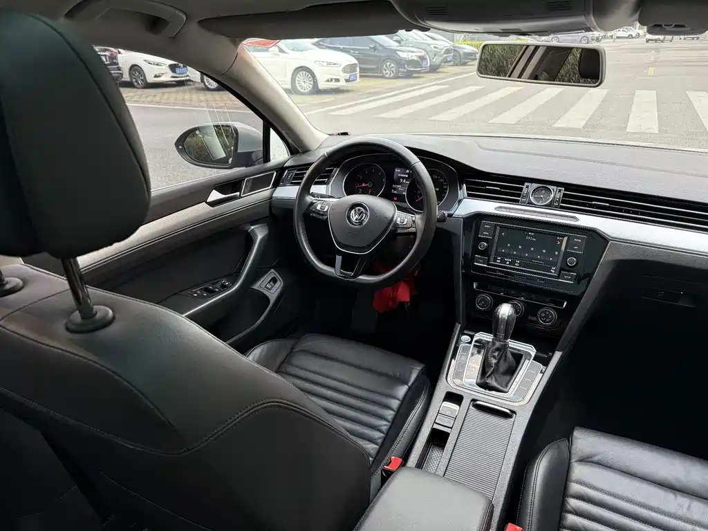 Volkswagen Magotan — миниатюра 7