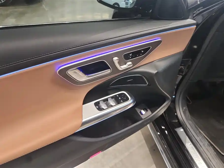 Mercedes-Benz E-Class E 2024 E 300 L Fashion