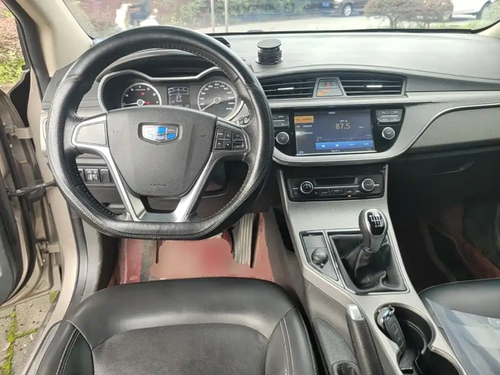Geely Emgrand GS — миниатюра 10