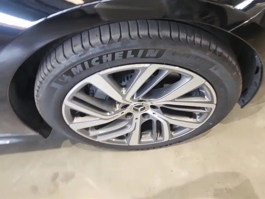 Mercedes-Benz E-Class E 2024 E 300 L Fashion
