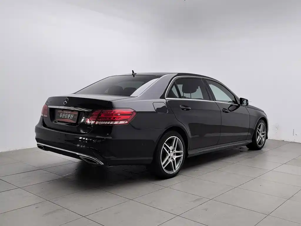 Mercedes-Benz E-Class — миниатюра 2