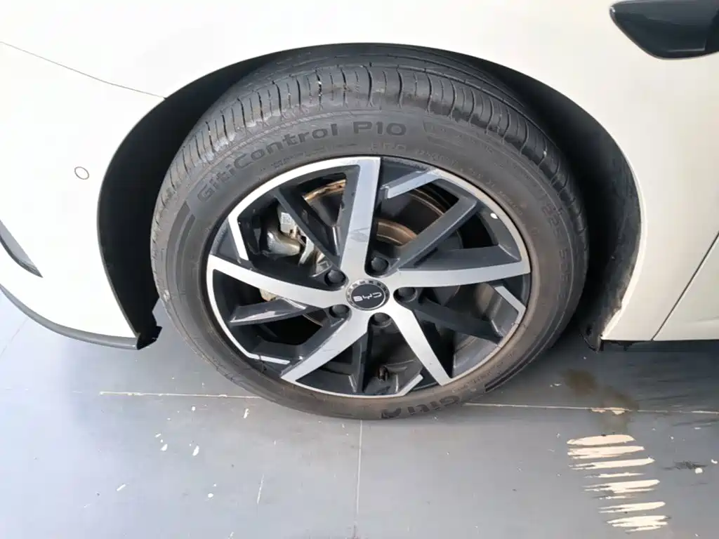 BYD Seal 07 DM-i — миниатюра 23