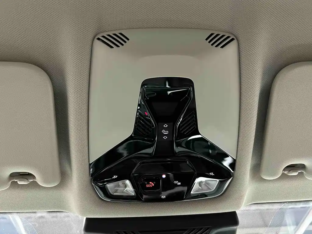 BMW X1 — миниатюра 15