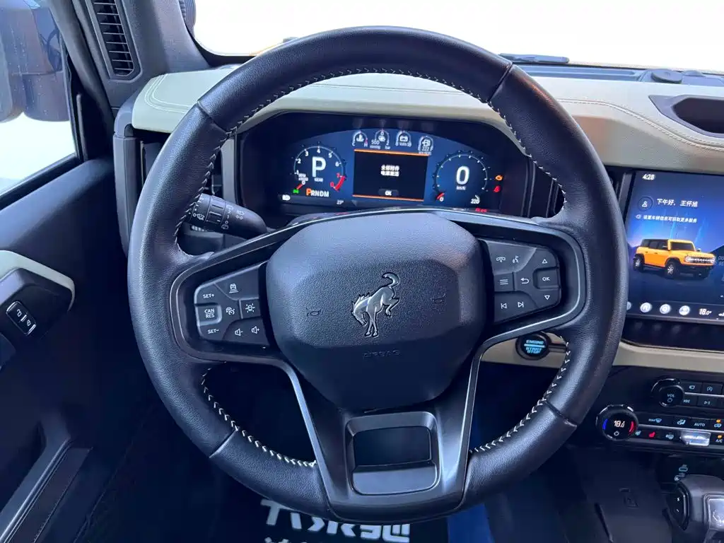 Ford Bronco — миниатюра 21