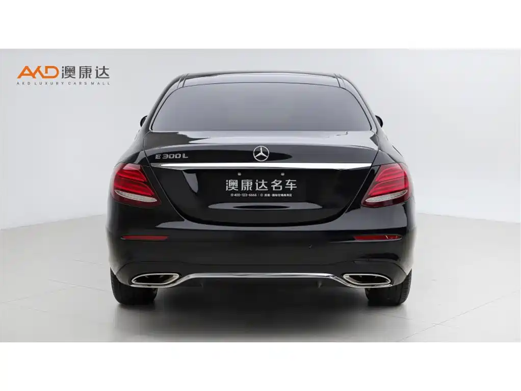 Mercedes-Benz E-Class — миниатюра 4