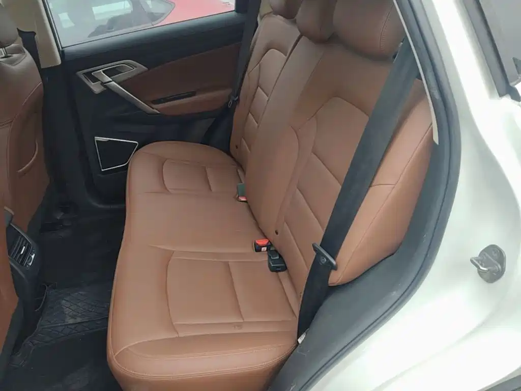 Geely Boyue — миниатюра 17