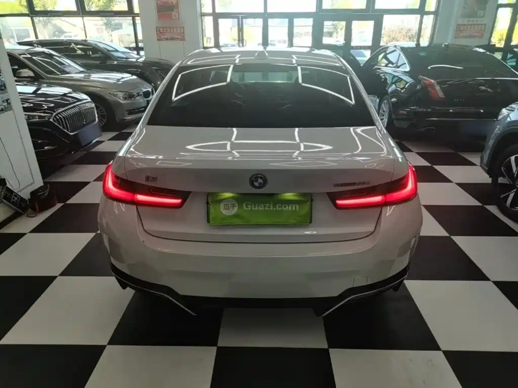 BMW i3 — миниатюра 6