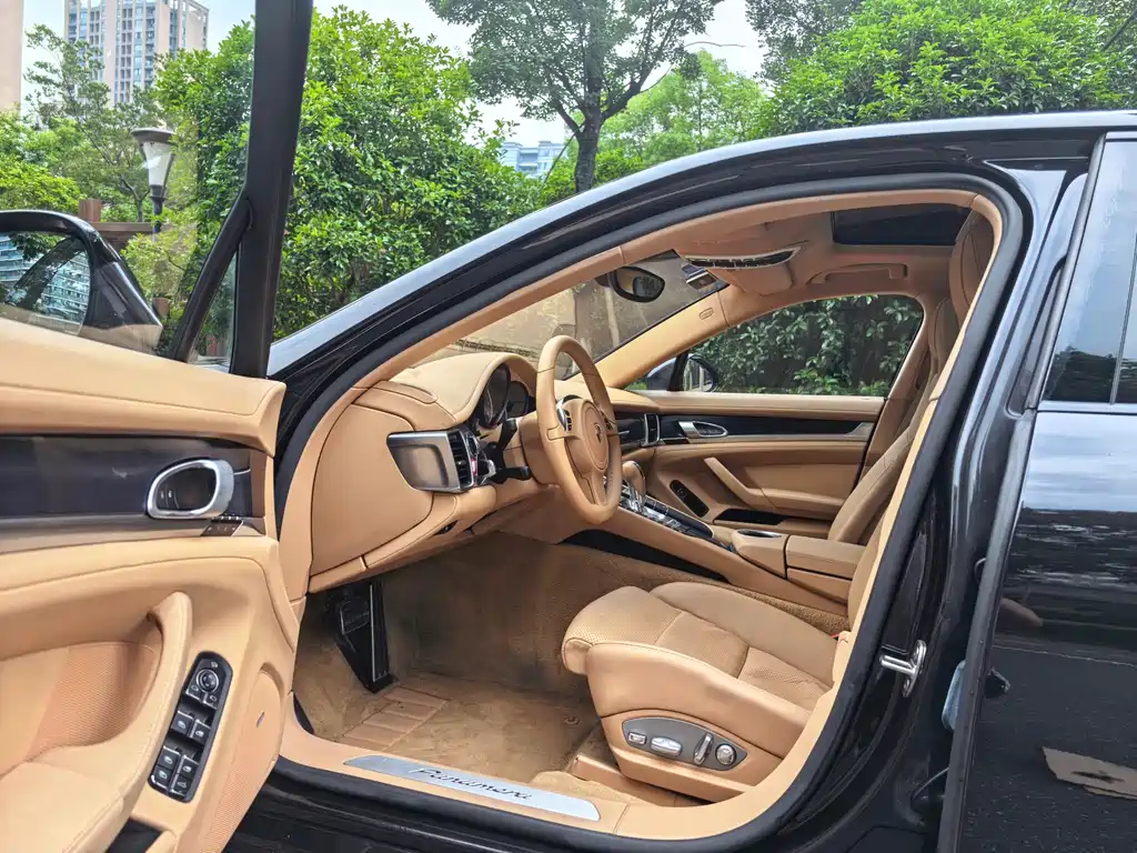 Porsche Panamera 2014 Panamera 3.0T