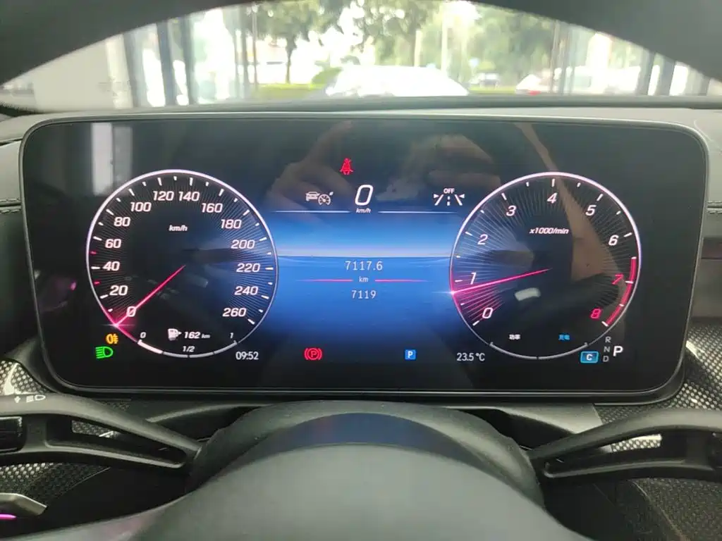 Mercedes-Benz C-Class — миниатюра 12