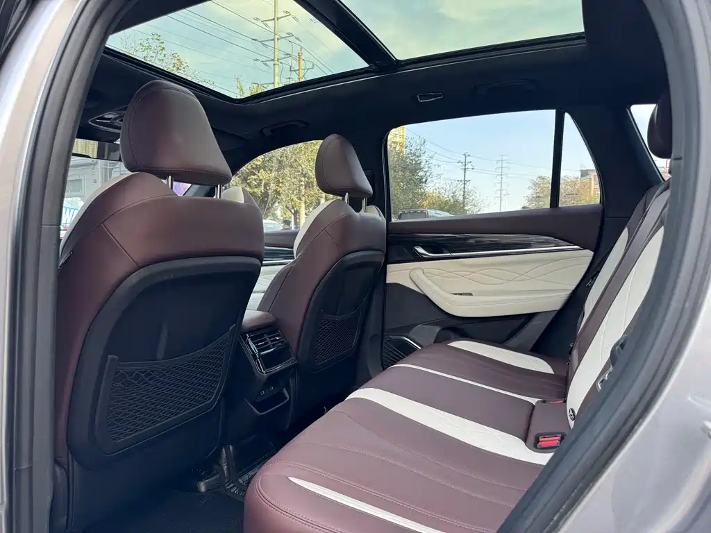Geely Xingyue L — миниатюра 5