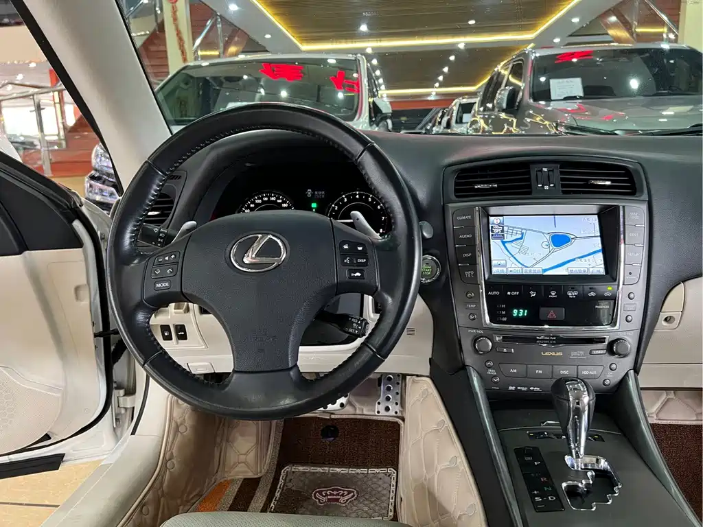Lexus IS — миниатюра 15