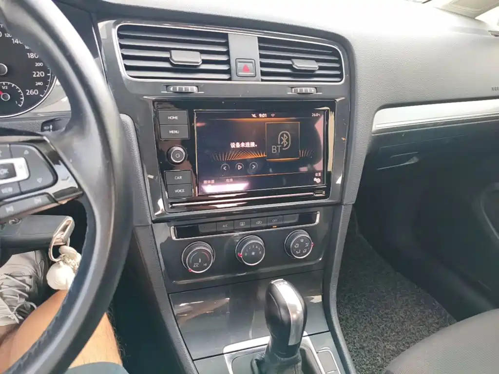 Volkswagen Golf — миниатюра 18