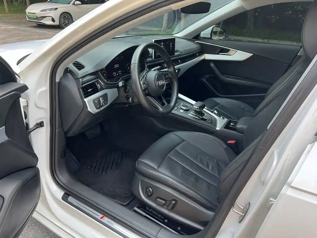 Audi A4L — миниатюра 12