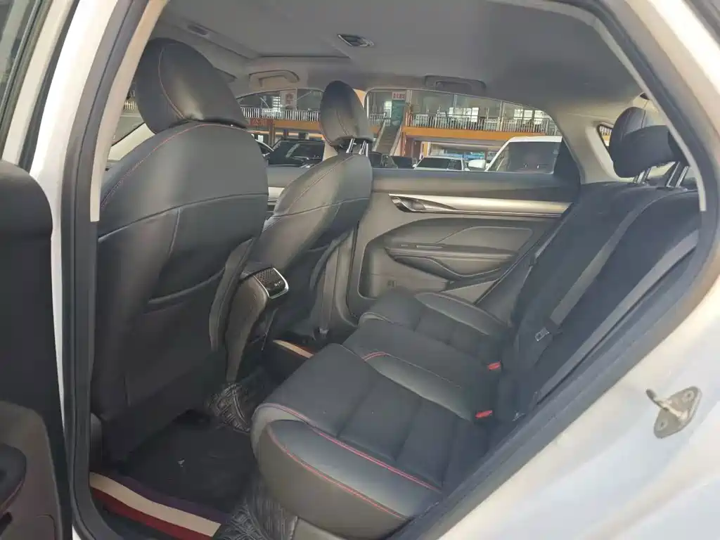 Geely Binrui — миниатюра 13