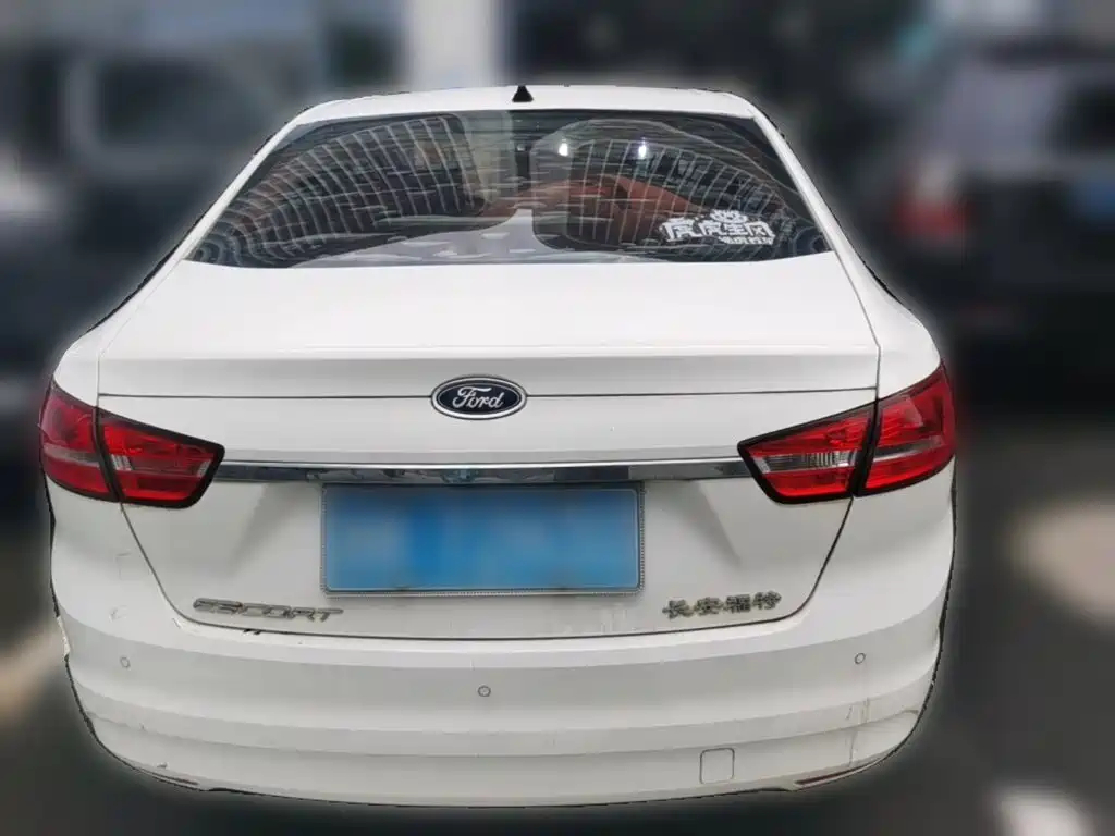 Ford Escort — миниатюра 8