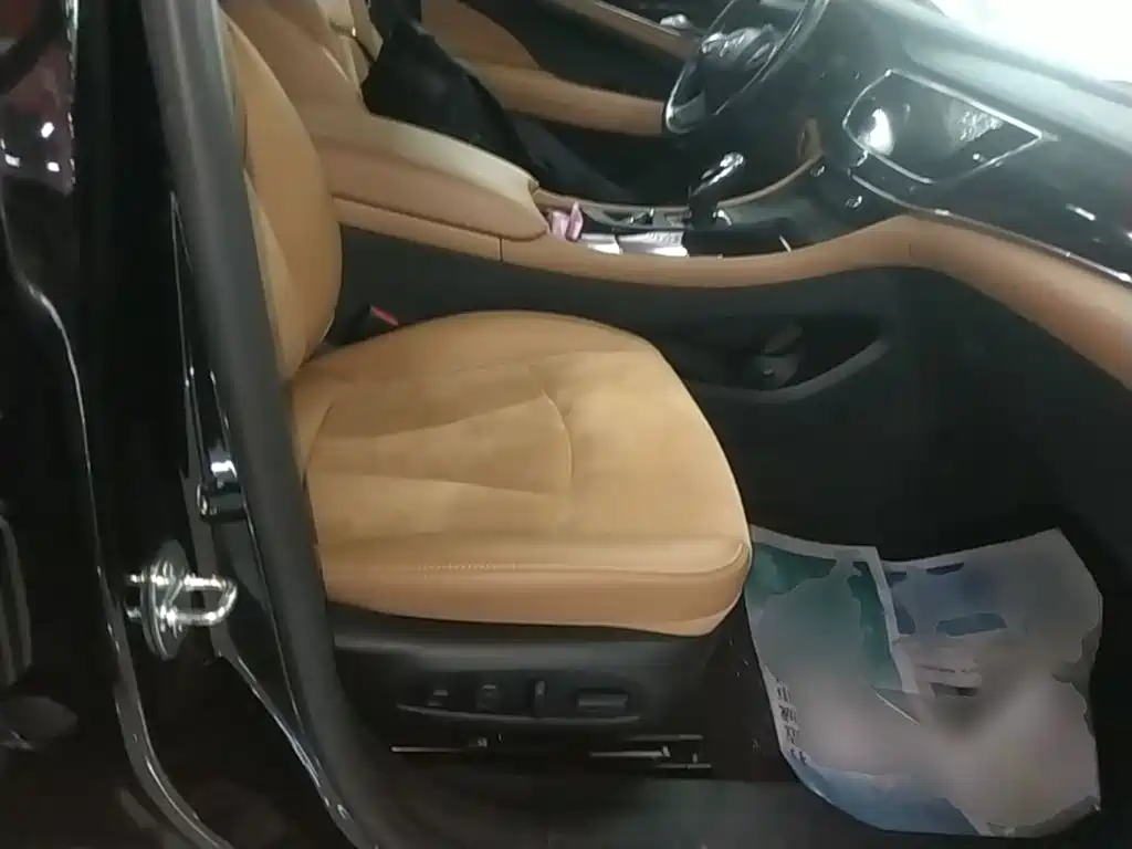 Buick LaCrosse — миниатюра 25