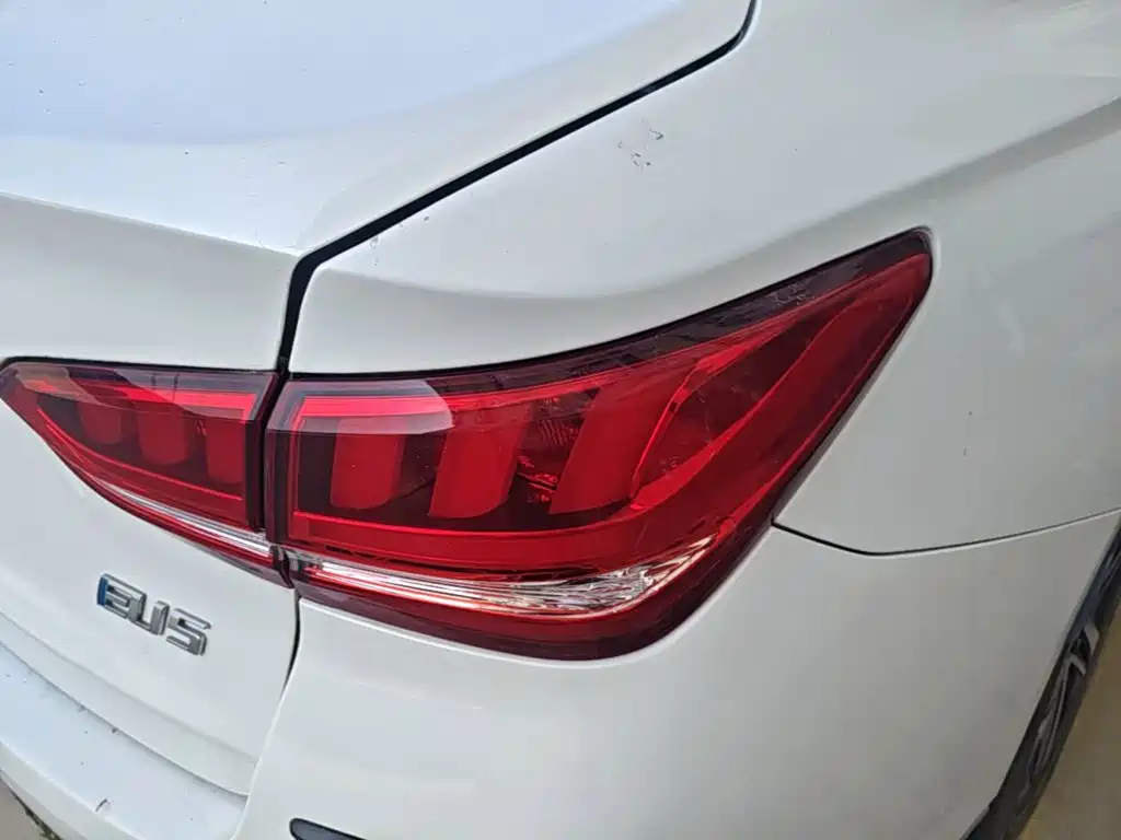BAIC EU5 — миниатюра 24