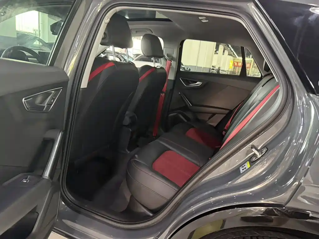 Audi Q2L — миниатюра 12