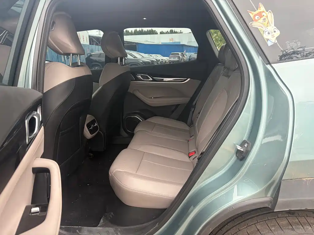 Geely Boyue L — миниатюра 6