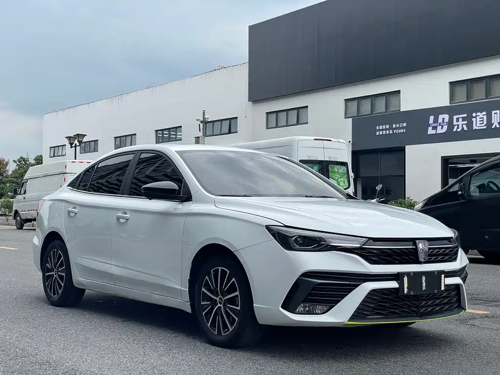 Roewe i5 — миниатюра 3