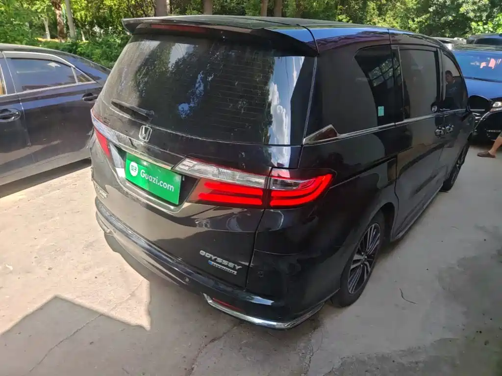 Honda Odyssey — миниатюра 7