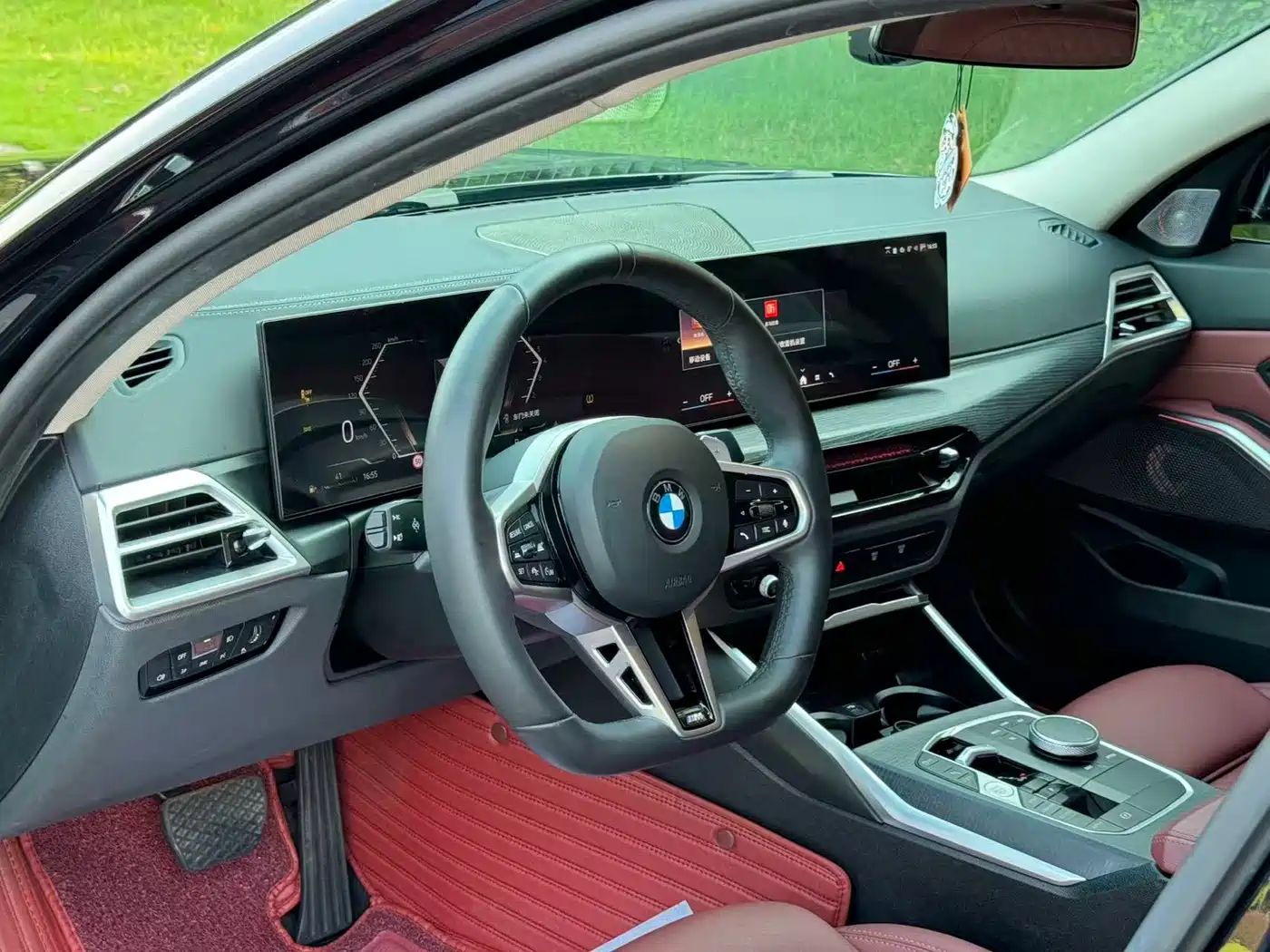 BMW 3 series 2025 Черный из Китая