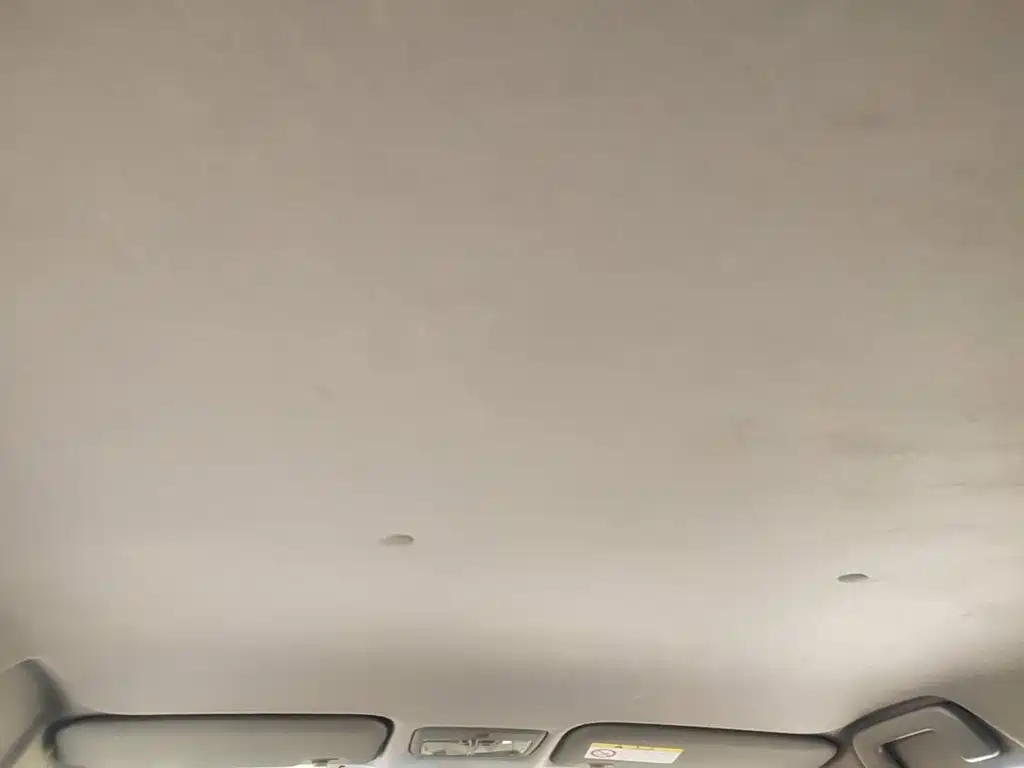 Toyota Yaris L — миниатюра 18