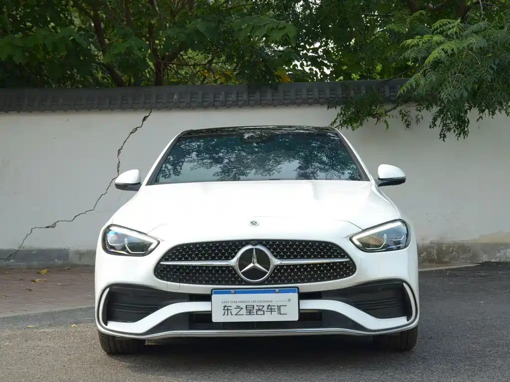 Mercedes-Benz C-Class — миниатюра 2