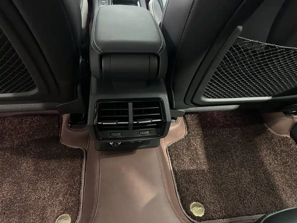 Audi Q3 — миниатюра 13