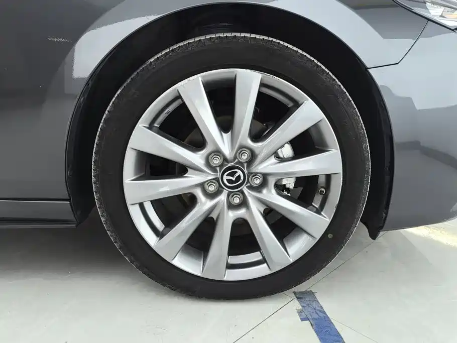 Mazda 3 Axela — миниатюра 6