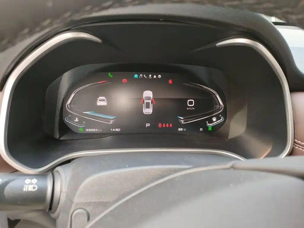 Wey Wey VV6 — миниатюра 7
