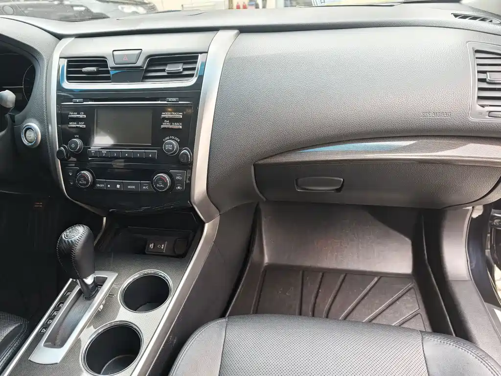 Nissan Teana — миниатюра 12