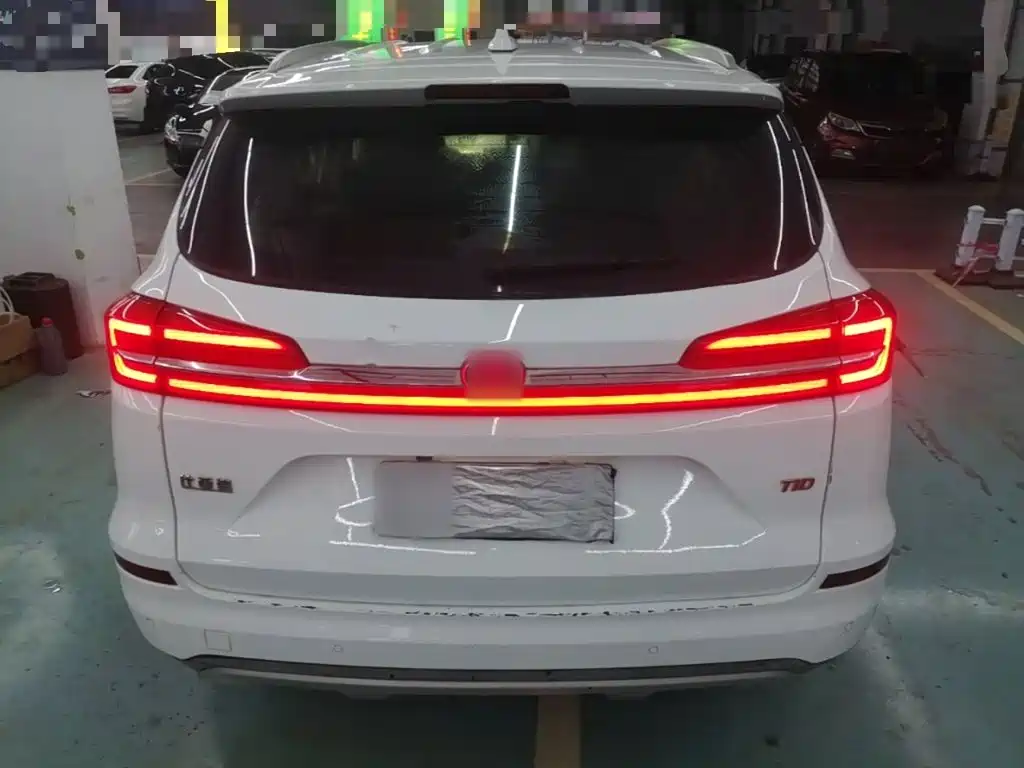 BYD Song — миниатюра 6