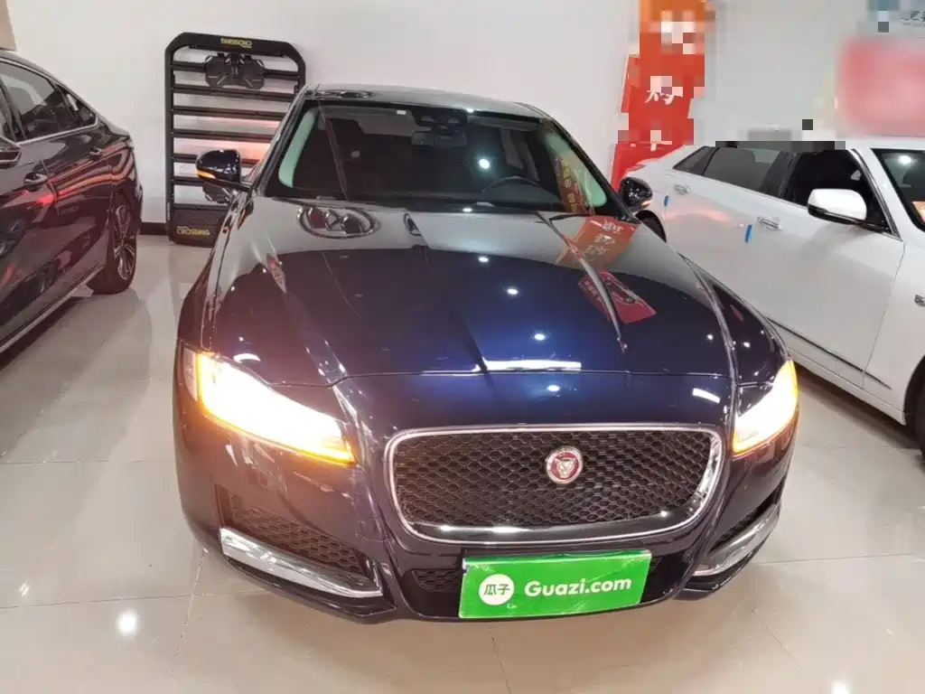 Jaguar XFL — миниатюра 3