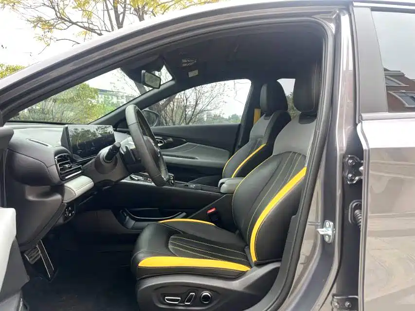 GAC Empow 2021 270T DCT J16